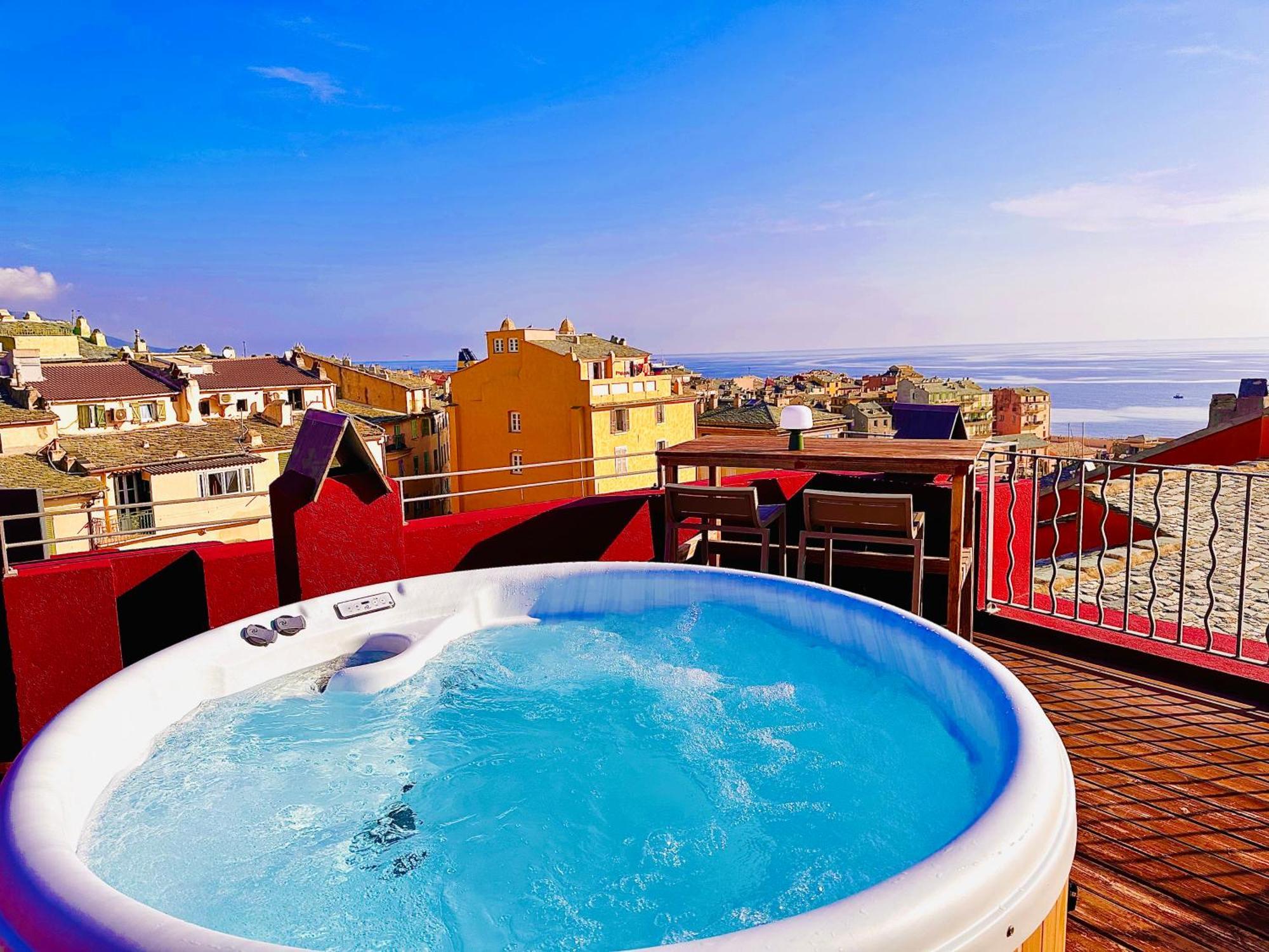 Pepites Bastiaises Vatta Appartement Roof Top Jacuzzi Vue Vieux Port Bastia  Bagian luar foto