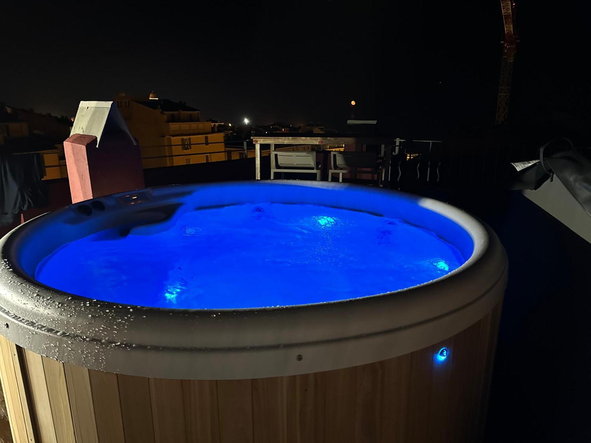 Pepites Bastiaises Vatta Appartement Roof Top Jacuzzi Vue Vieux Port Bastia  Bagian luar foto