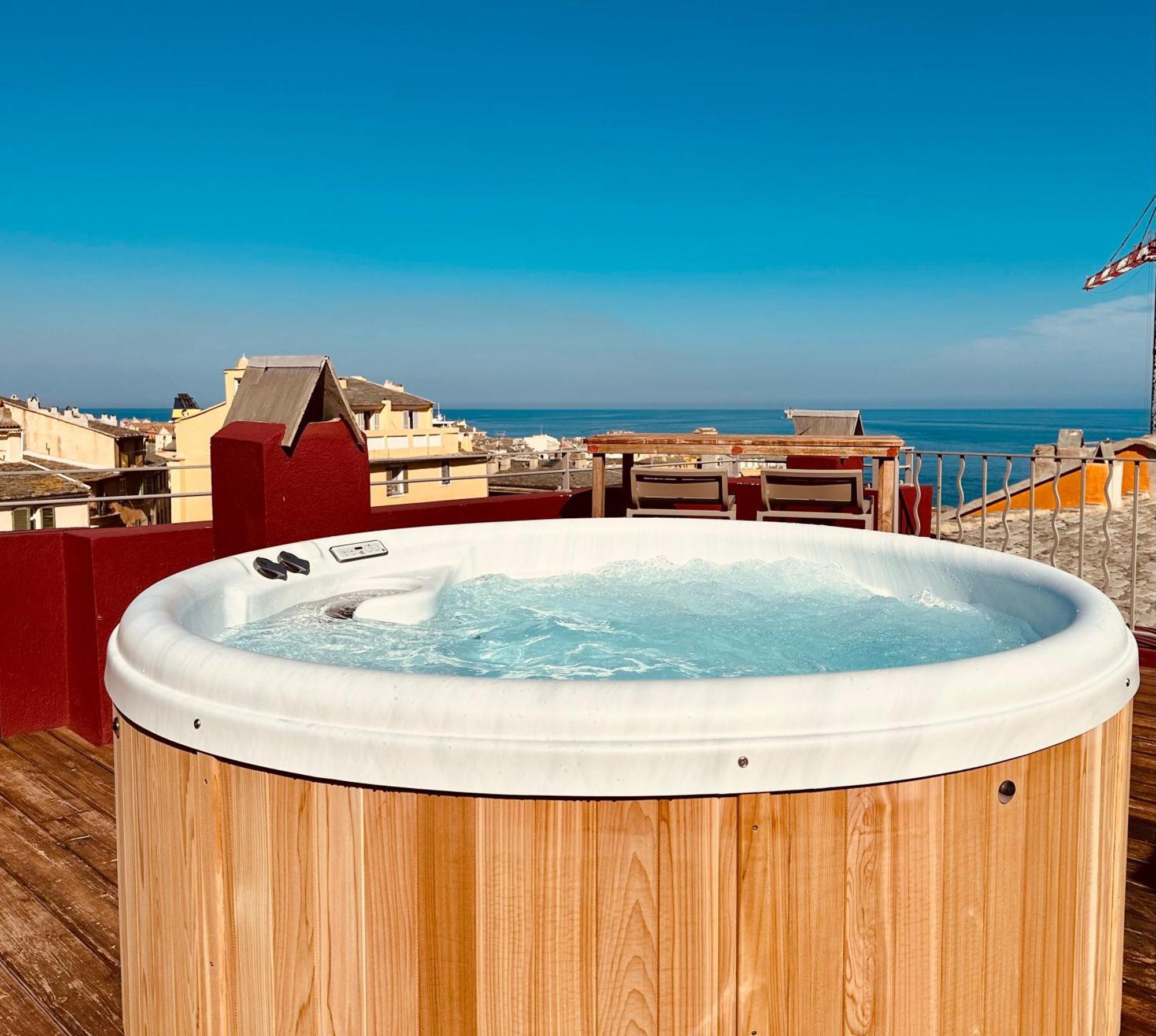 Pepites Bastiaises Vatta Appartement Roof Top Jacuzzi Vue Vieux Port Bastia  Bagian luar foto
